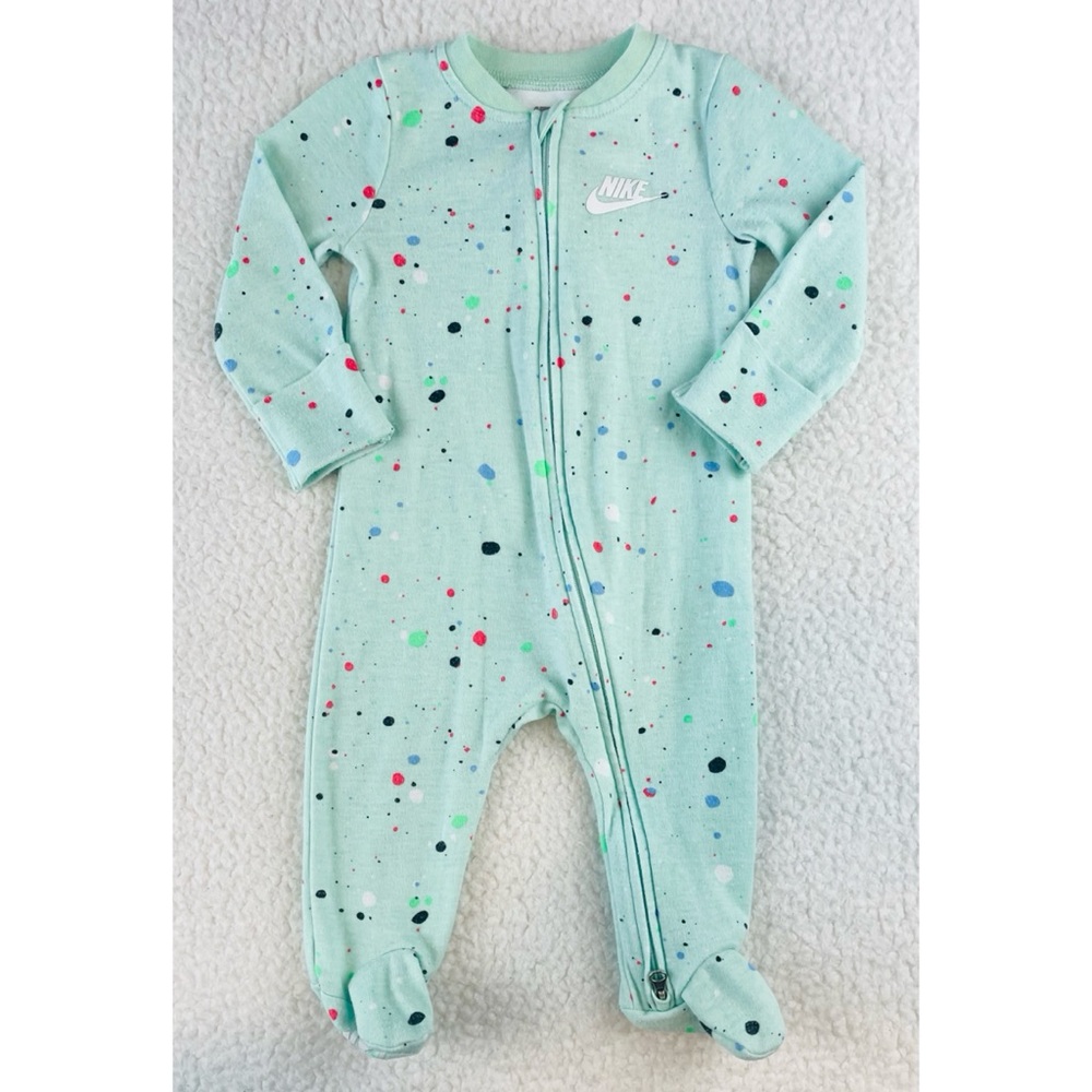 NIKE • Mint/Multi Dotted Sleeper Footie Pajamas, 6M - Picture 4 of 15